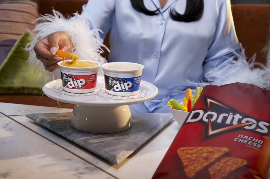 Doritos представил новую линейку соусов для макания