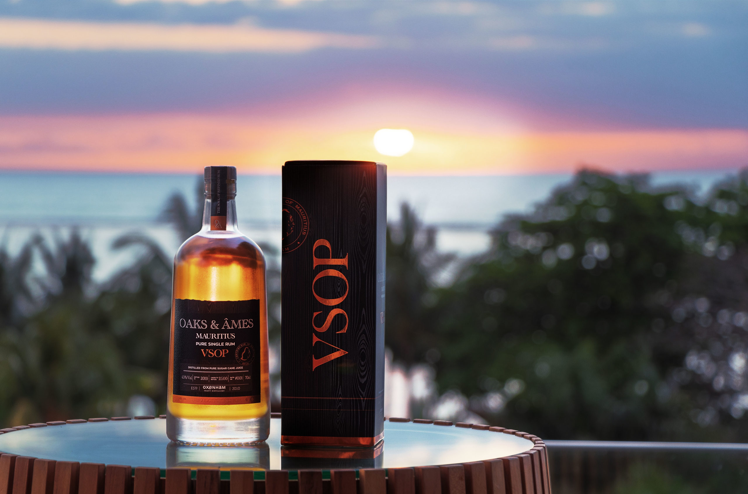 Новинка в портфеле LADOGA: ром Oaks & Ames VSOP