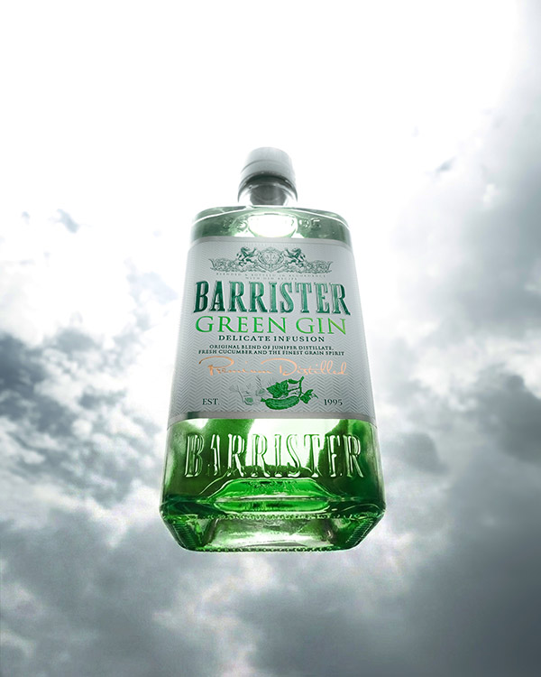 Barrister Green: летняя новинка в знакомом силуэте